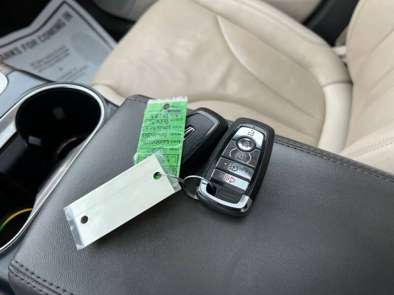 2020 Lincoln Nautilus Reserve