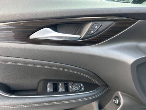 2018 Buick Regal TourX Essence