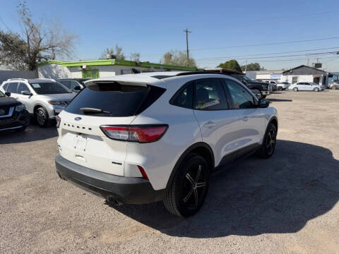 2021 Ford Escape SEL