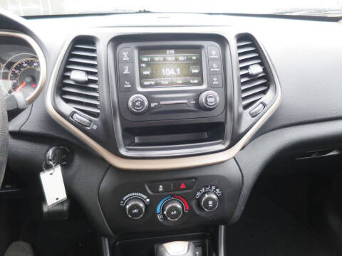 2015 Jeep Cherokee Sport