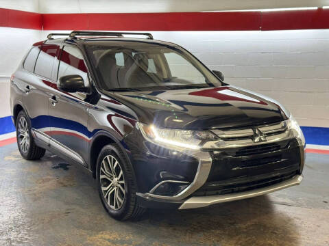 2017 Mitsubishi Outlander ES