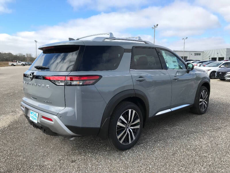 2025 Nissan Pathfinder Platinum