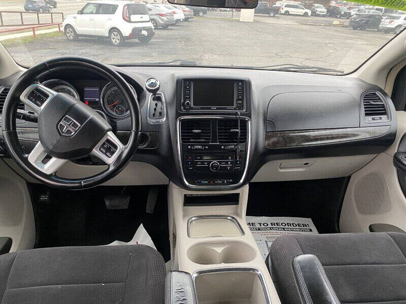 2011 Dodge Grand Caravan Crew