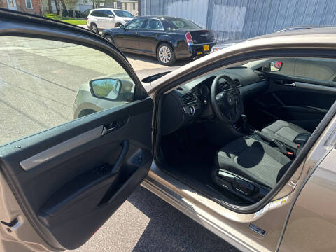 2015 Volkswagen Passat 1.8T S