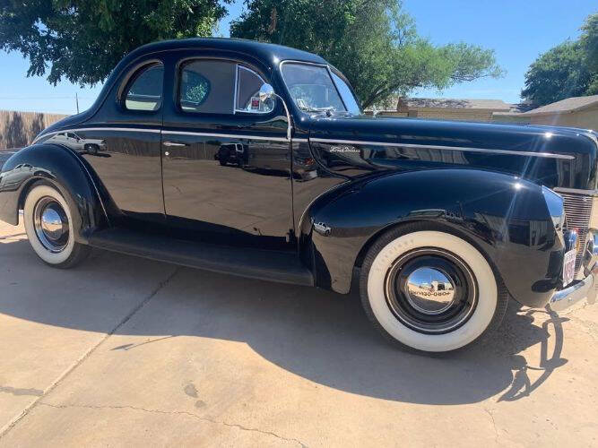 1940 Ford Deluxe