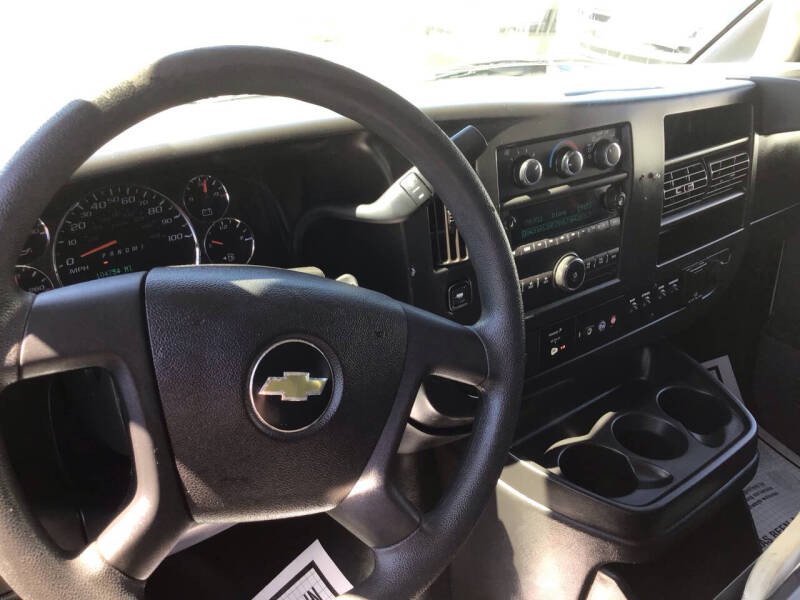 2017 Chevrolet Express 2500