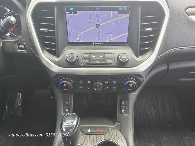 2017 GMC Acadia SLT-1