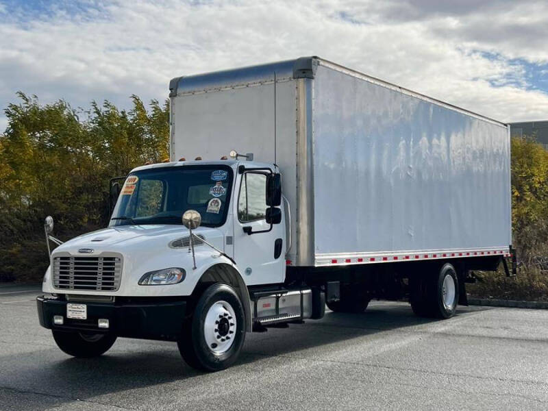2018 Freightliner M2 106