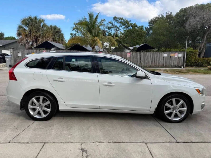 2017 Volvo V60 T5 Premier