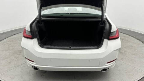 2025 BMW 3 Series 330i