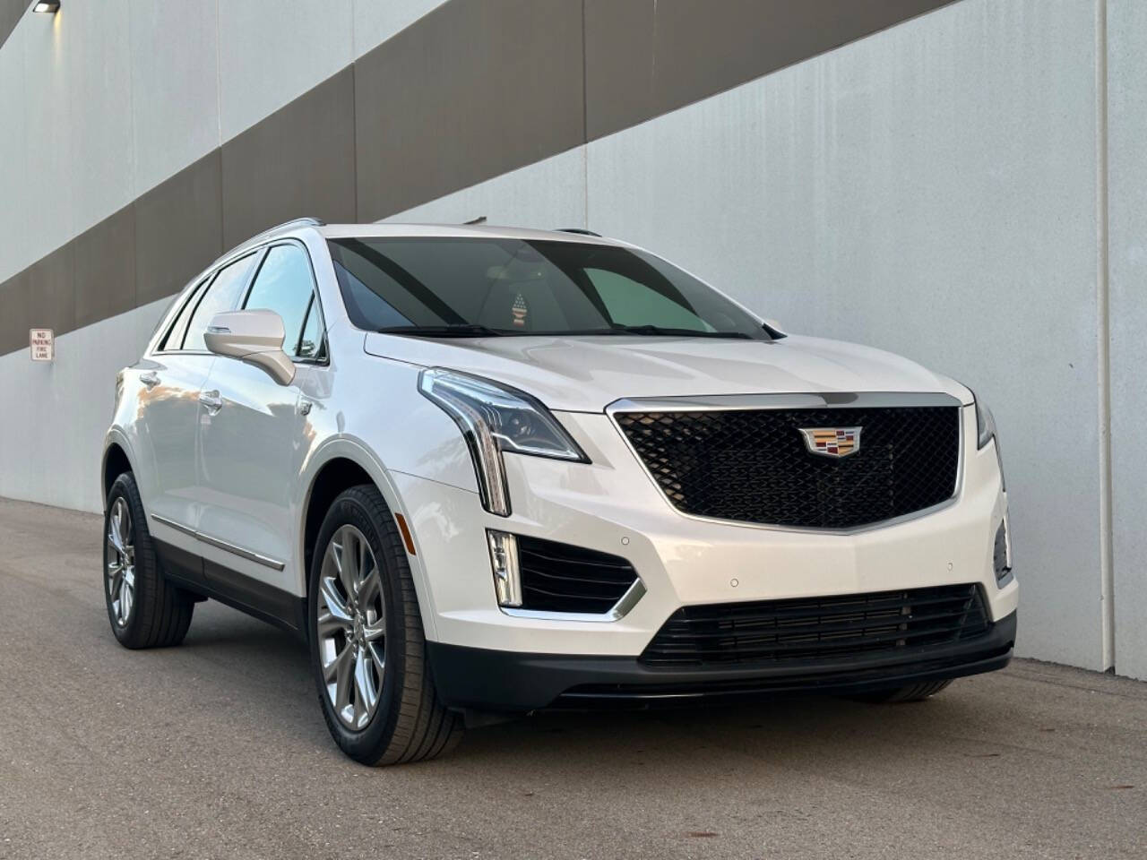 2020 Cadillac XT5 for sale at Phoenix Motor Co in Romulus, MI