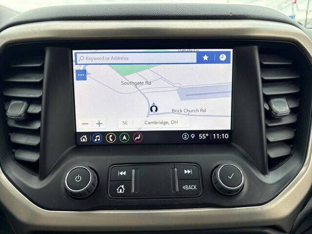 2023 GMC Acadia Denali