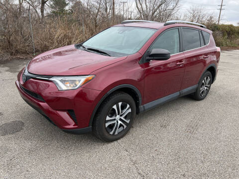 2018 Toyota RAV4 for sale at Mr. Auto in Hamilton OH