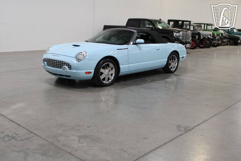 2003 Ford Thunderbird