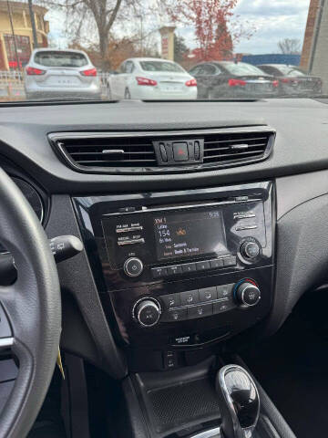 2017 Nissan Rogue Sport S