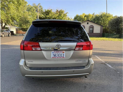 2004 Toyota Sienna