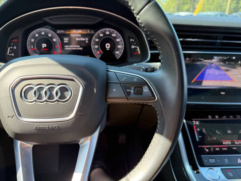 2019 Audi Q8 quattro Premium 55 TFSI