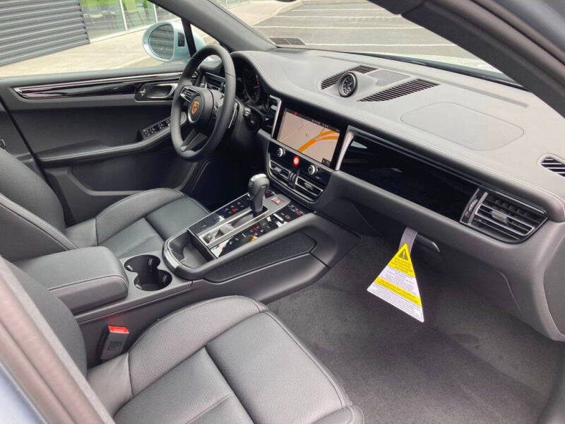 2024 Porsche Macan