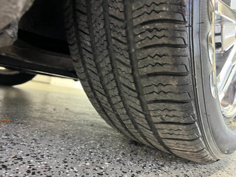 2004 Cadillac DeVille