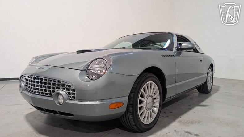 2004 Ford Thunderbird
