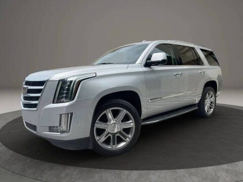 2018 Cadillac Escalade Luxury