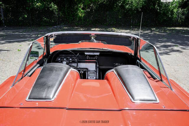 1964 Ford Thunderbird