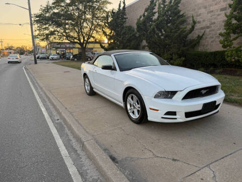 2014 Ford Mustang V6