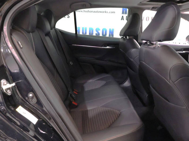 2018 Toyota Camry SE