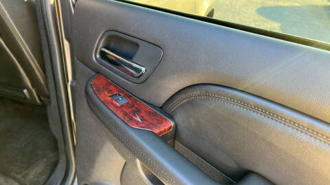 2011 Cadillac Escalade Luxury