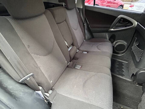 2006 Toyota RAV4 Sport