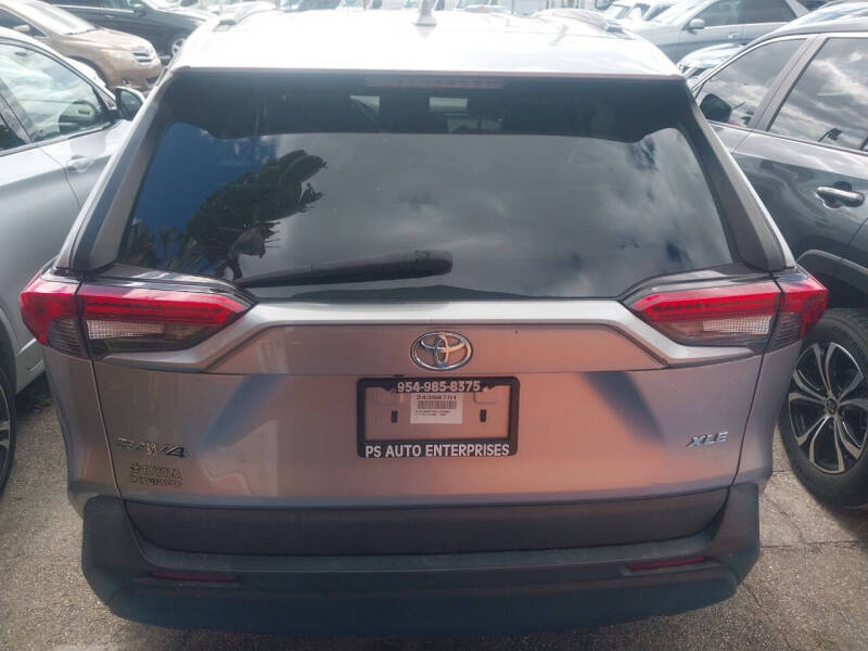 2021 Toyota RAV4 XLE Premium