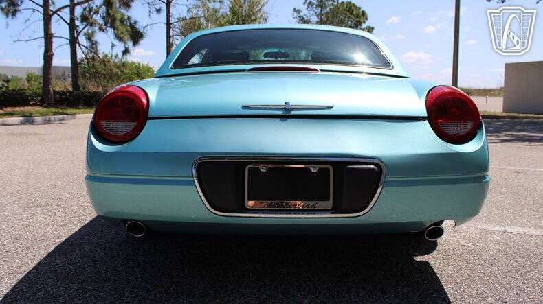2002 Ford Thunderbird Deluxe