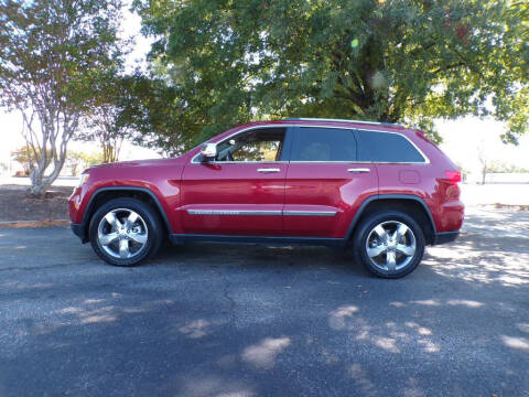 2013 Jeep Grand Cherokee for sale at A & P Automotive in Montgomery AL