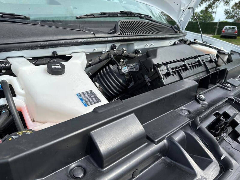 2024 Chevrolet Express 2500