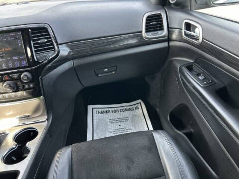 2019 Jeep Grand Cherokee Laredo E