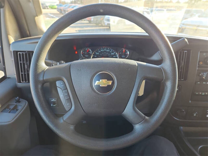 2024 Chevrolet Express 2500