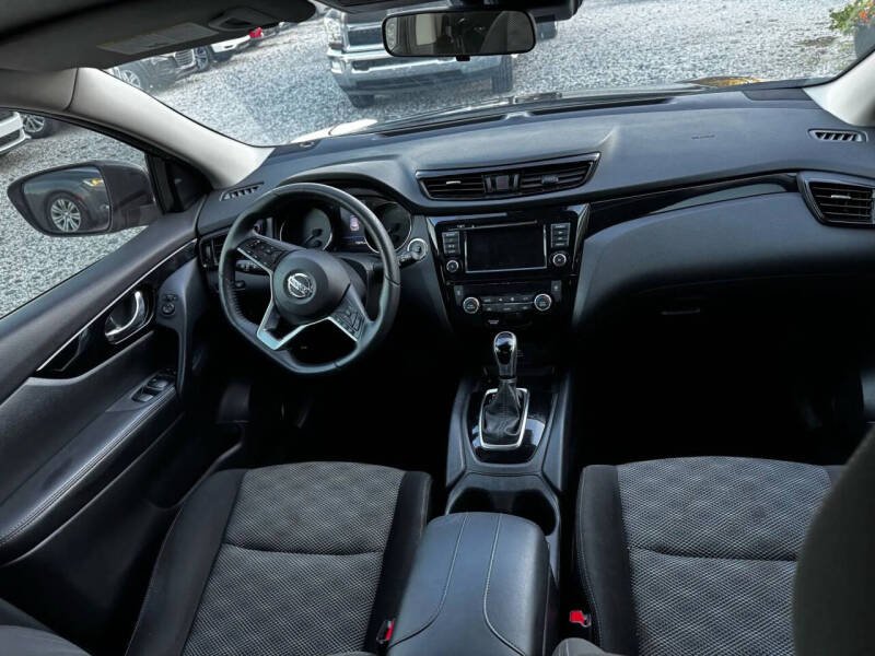 2021 Nissan Rogue Sport SV