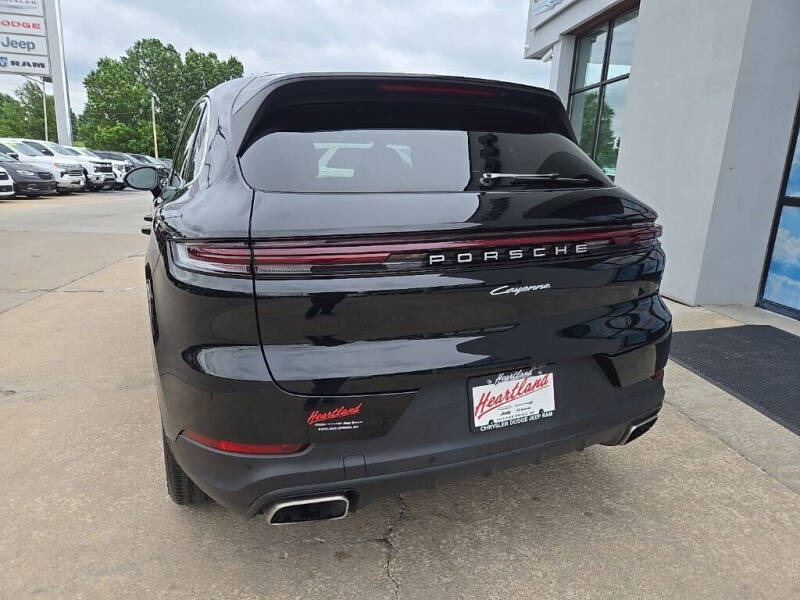 2024 Porsche Cayenne
