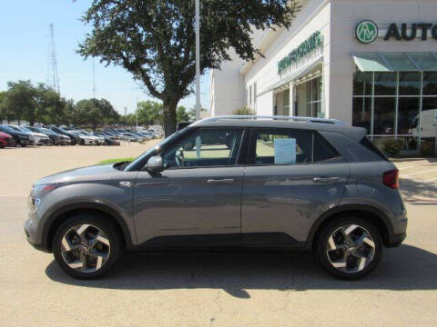 2022 Hyundai Venue SEL