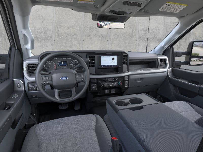 2025 Ford F-350 Super Duty XL