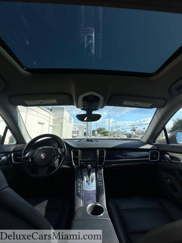 2011 Porsche Panamera