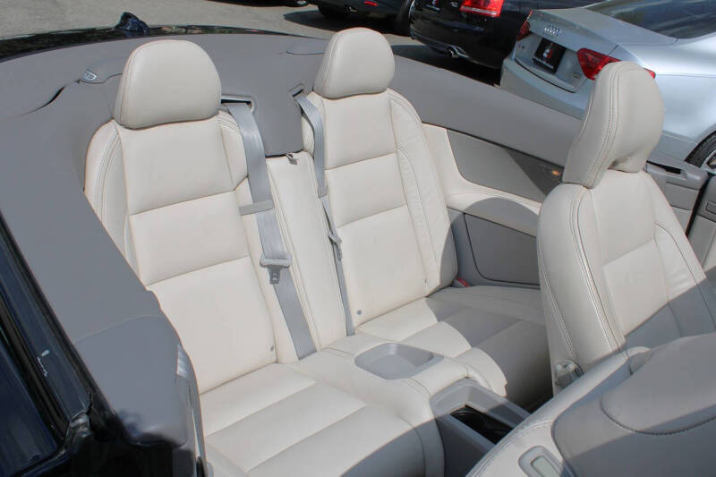 2012 Volvo C70 T5 Premier Plus