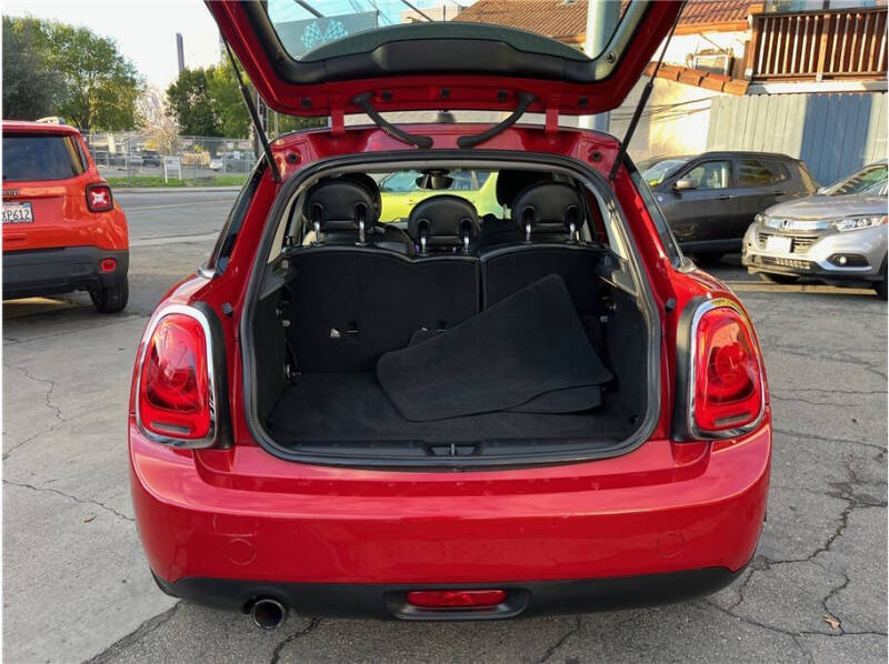 2015 MINI Hardtop 4 Door Cooper
