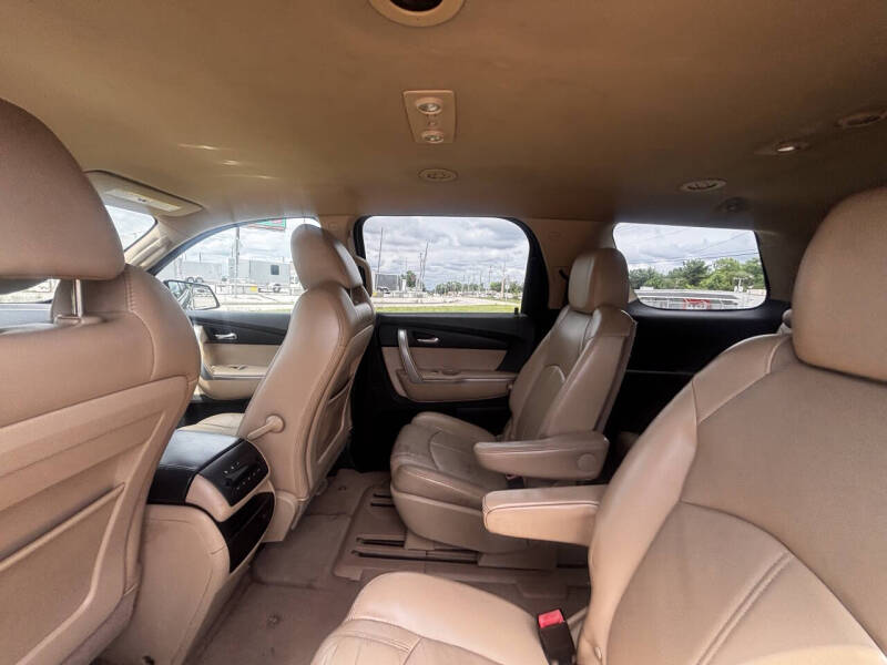 2011 GMC Acadia SLT-1