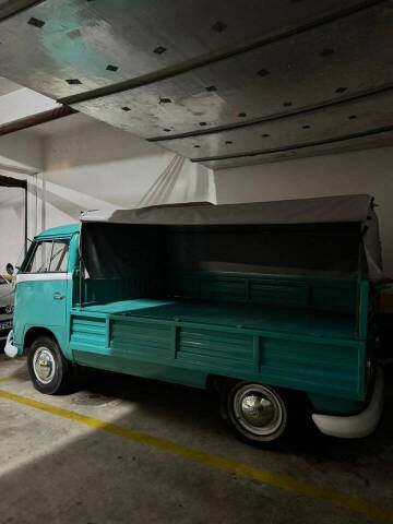 1975 Volkswagen Bus