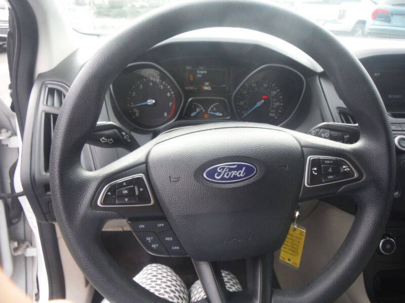 2017 Ford Focus SE