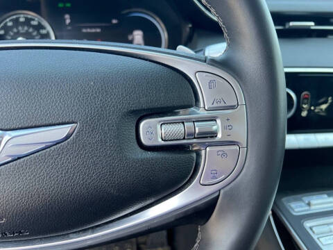 2025 Genesis GV70 2.5T Standard