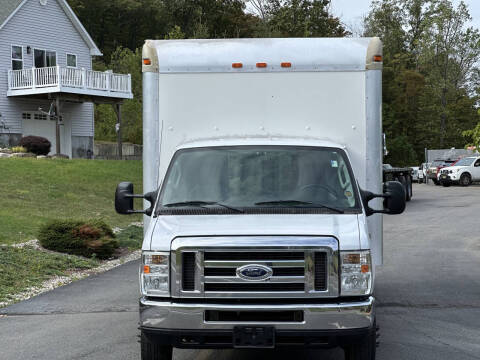 2013 Ford E-Series E-350 SD