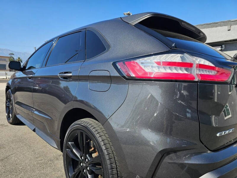 2019 Ford Edge ST