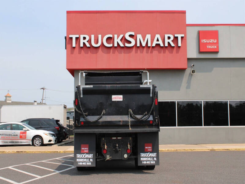 2025 Kenworth T280